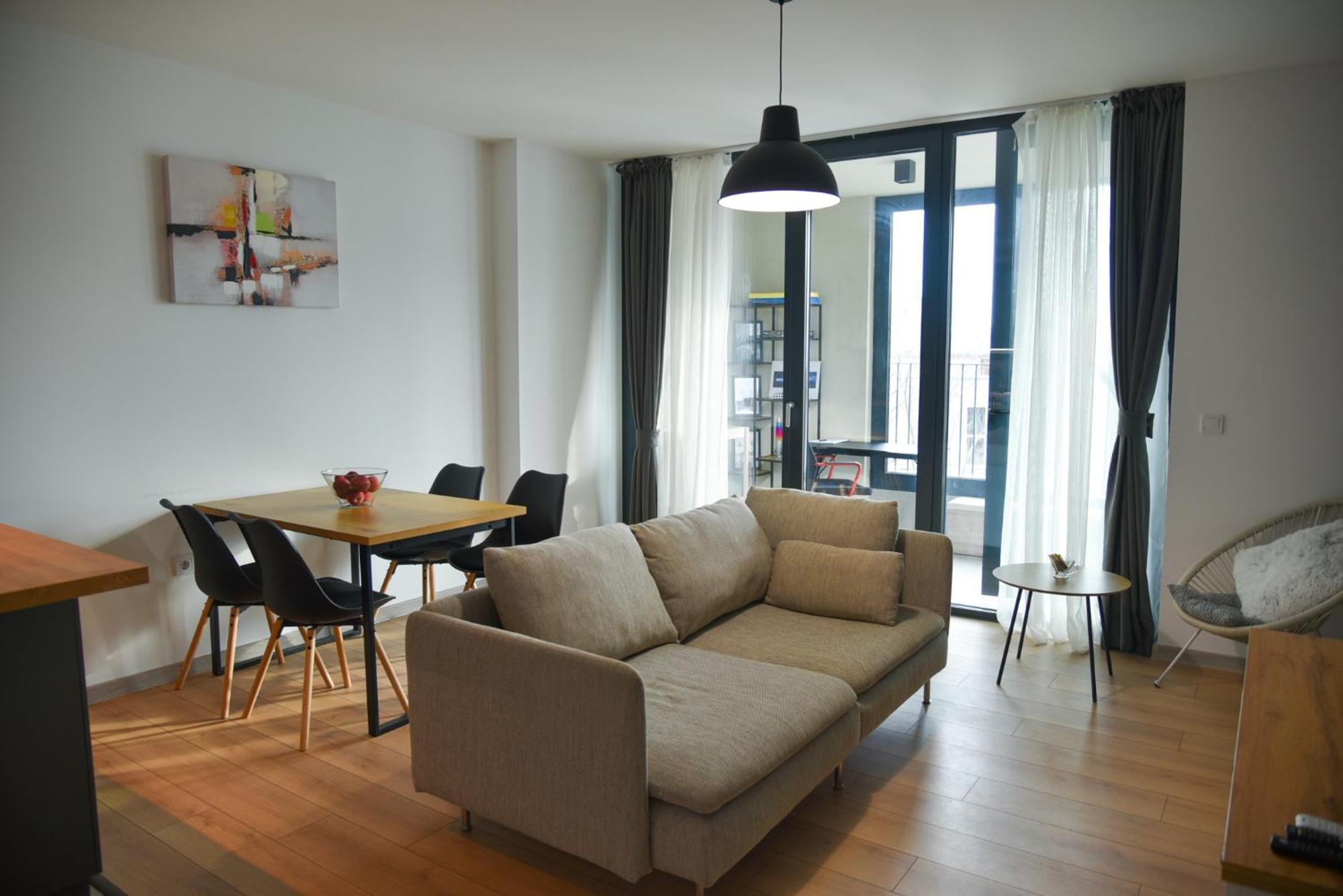 Sunlit Elegance Escape Apartment Warna Exterior foto