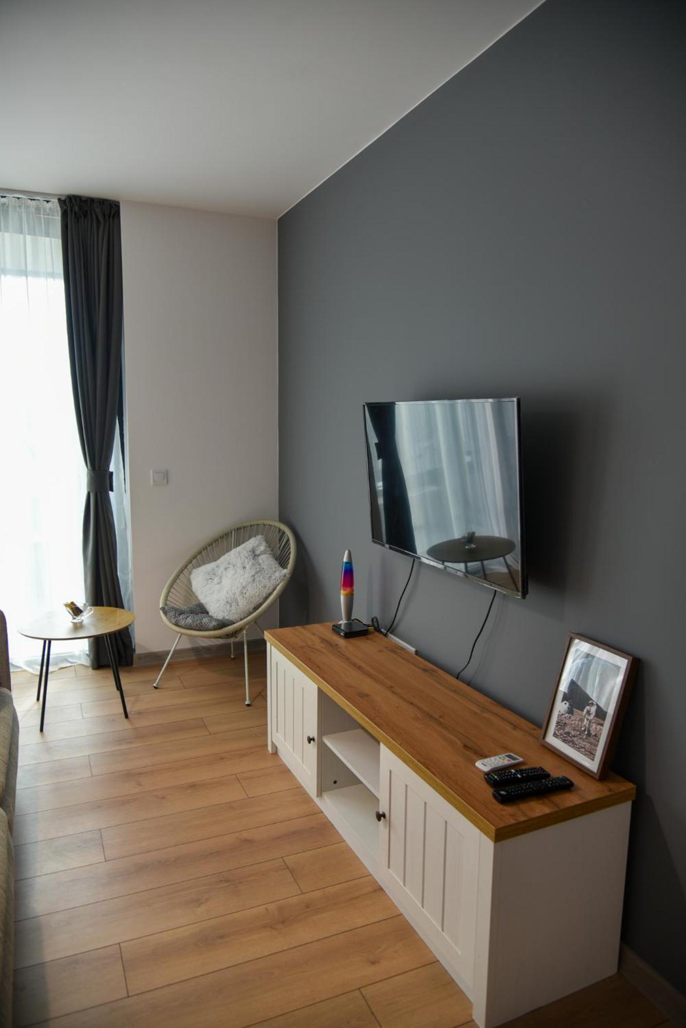Sunlit Elegance Escape Apartment Warna Exterior foto