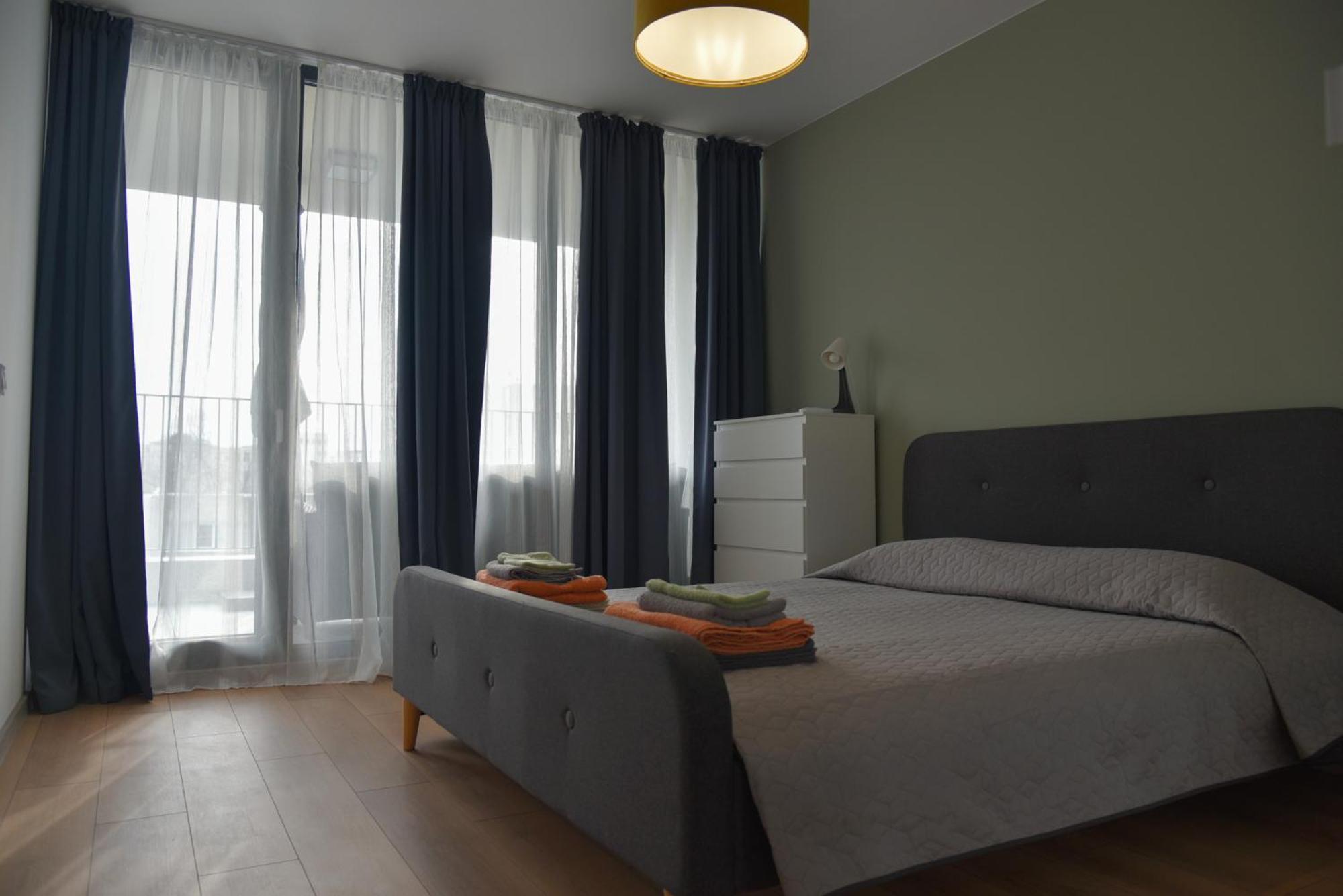 Sunlit Elegance Escape Apartment Warna Exterior foto